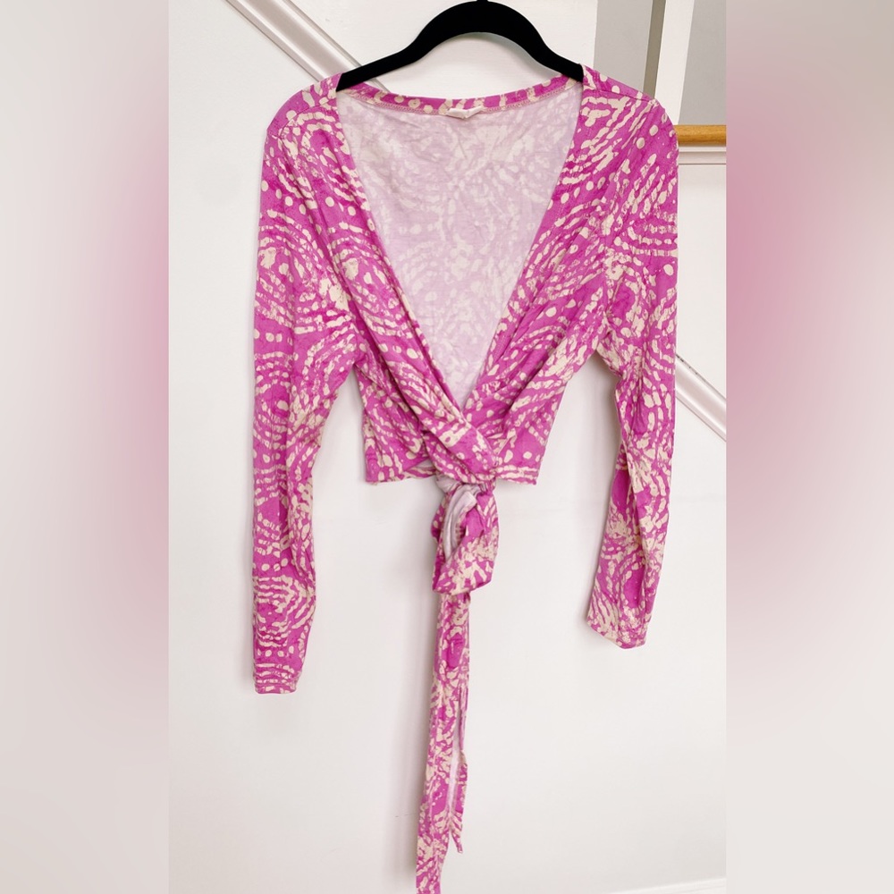 Daily Practice by Anthropologie Cropped Wrap Top in Hot Pink Print Size L - Picture 7 of 14